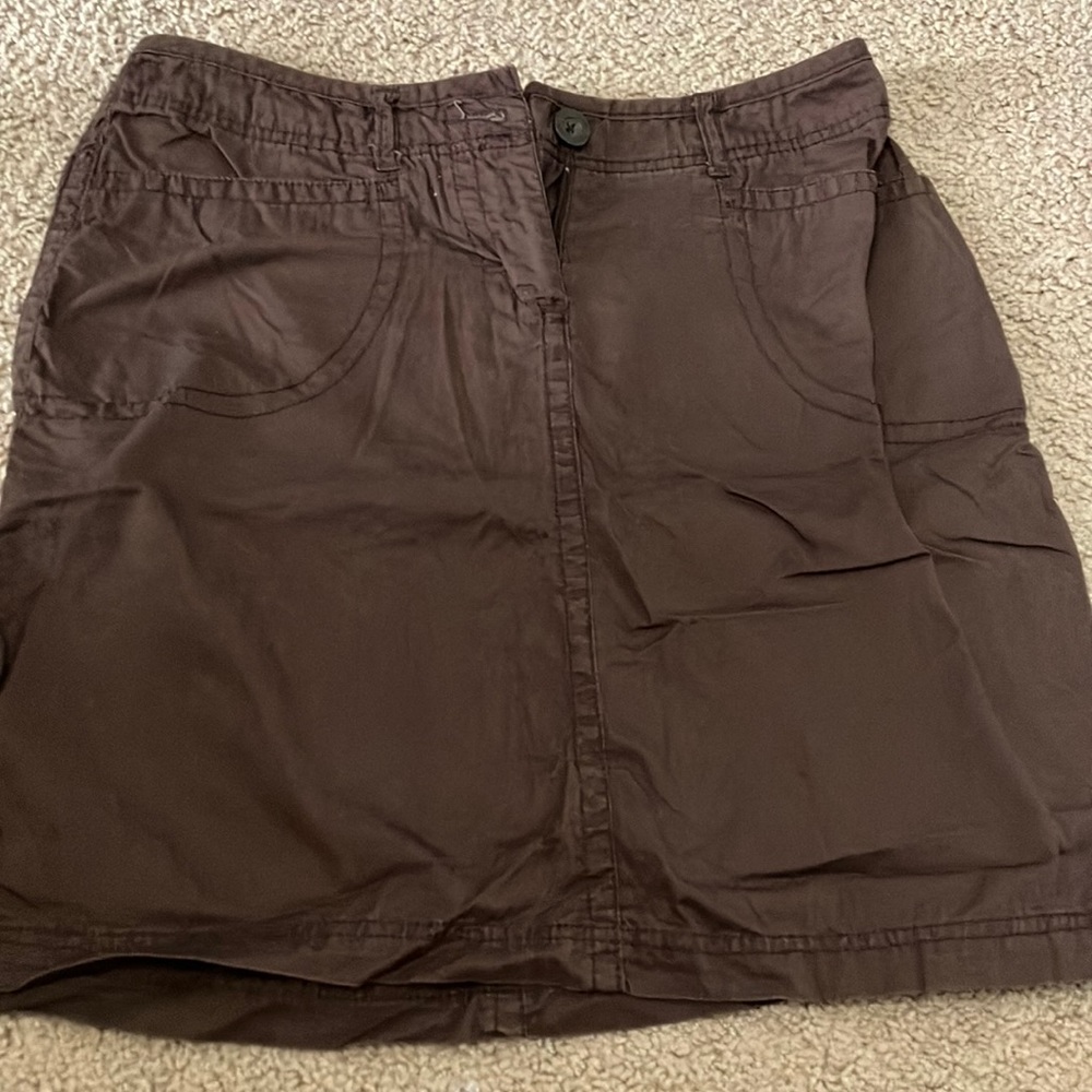Brown skirt